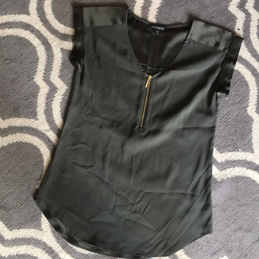Express XS army green silk top